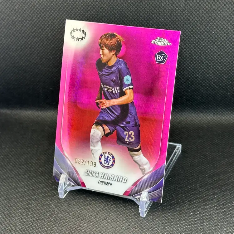 Maika Hamano 032/199 - 2023/24 Topps Chrome Pink Refractor UEFA Chelsea