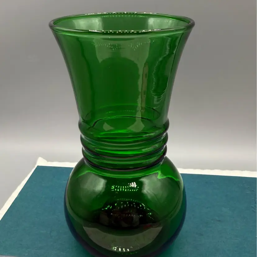 Vintage Anchor Hocking Forest Green Glass Vase Ribbed MCM 6 1/4”x 3”