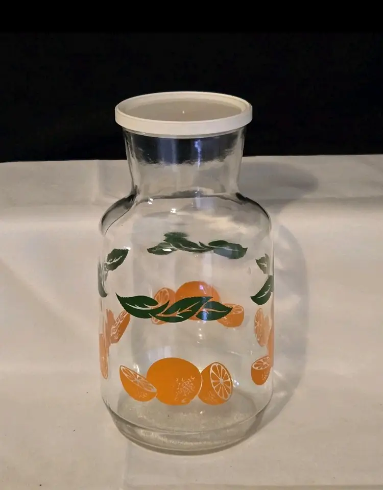A Glass from the Past!! VINTAGE ORANGES by Anchor Hocking Orange Juice Glass Pitcher Carafe with Original Plastic Lid