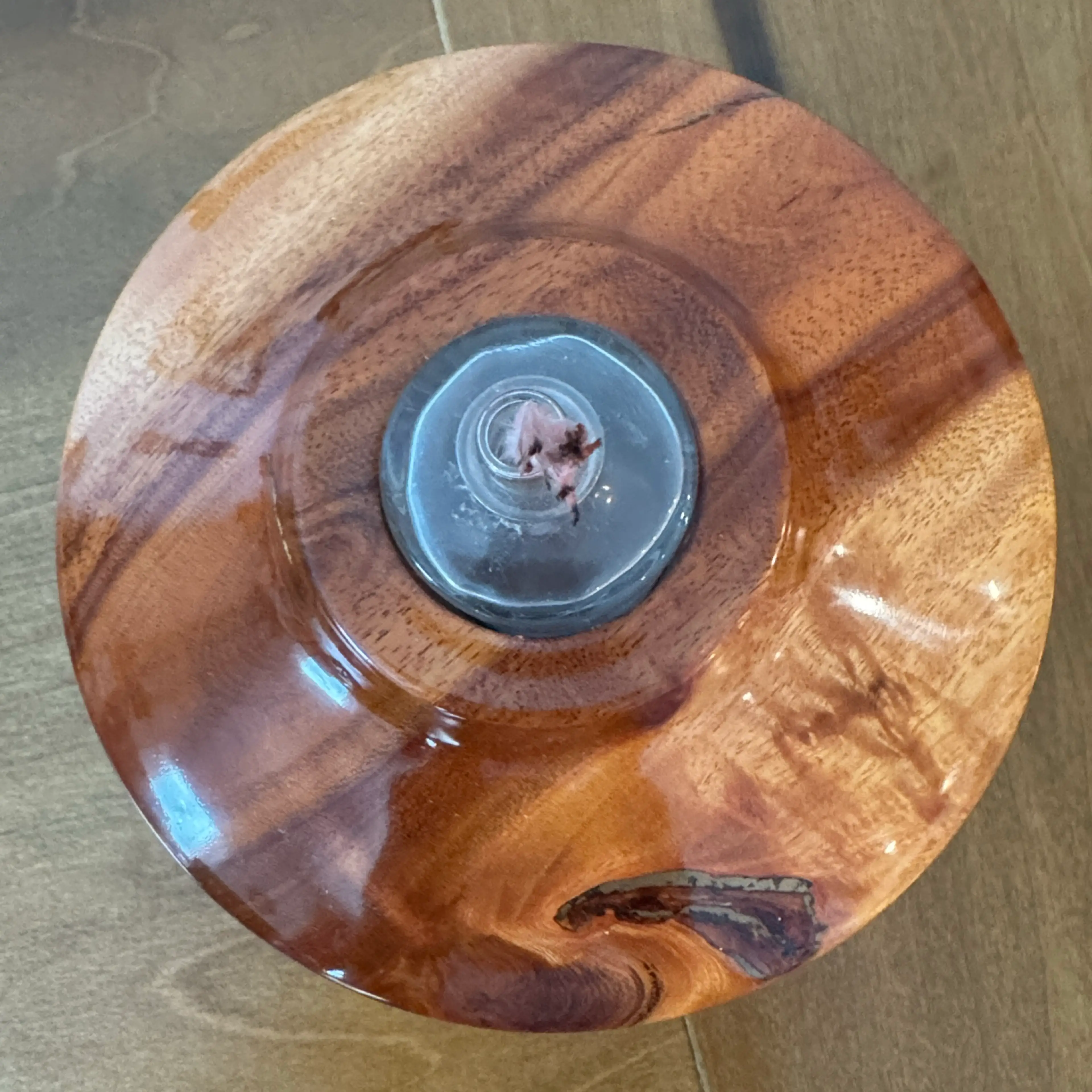 Image 2 of 7
