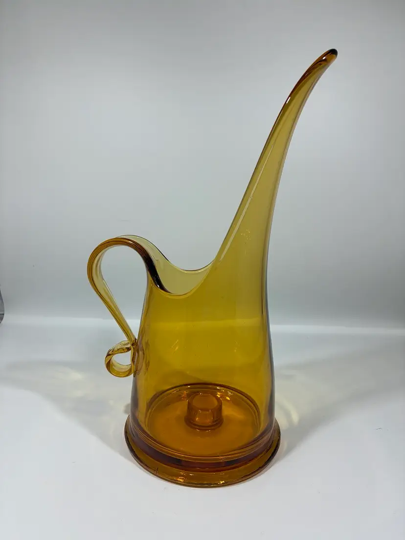 L . E. SMITH GLASS MCM 12" TALL AMBER CANDLE HOLDER SWUNG PITCHER MINT