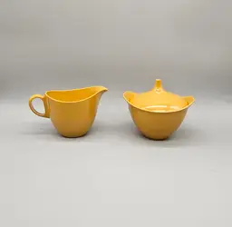 Vintage OD Oneida Deluxe Melamine Creamer and Sugar Bowl With Lid Harvest Gold