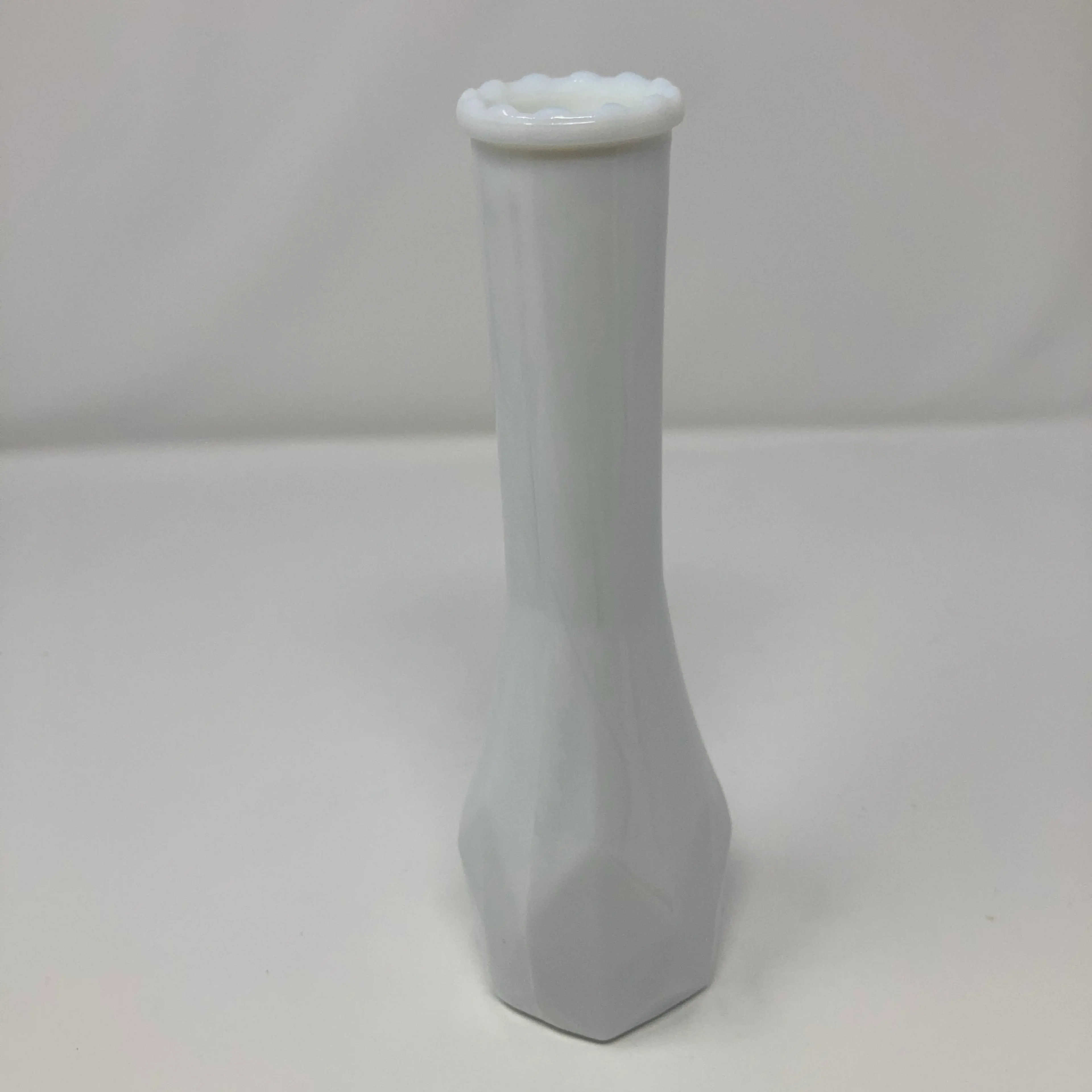 Image 4 of 8
