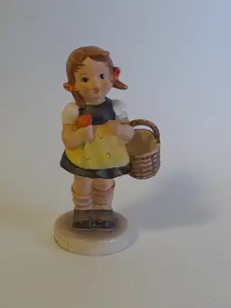 Vintage Hummel "Sister" Figurine Dated 1962 Sweet Girl Basket Flower Red Bows
