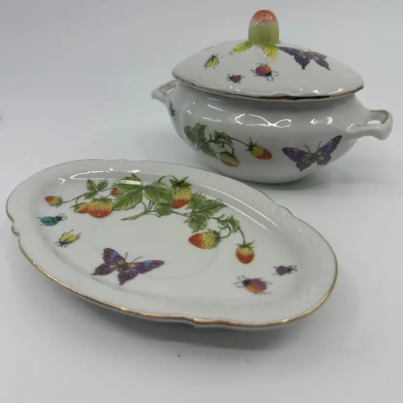 Spring Time Individual Gravy Boat by Royal Crown (Japan).  "Spring Time" Collection