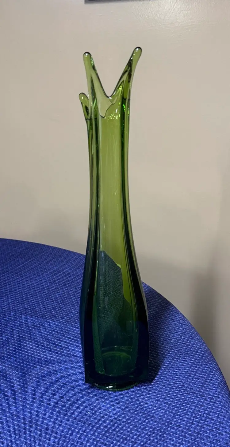 L E Smith MCM Art Glass Vase around 13.5" tall Green 4 Finger Swung Square Vase