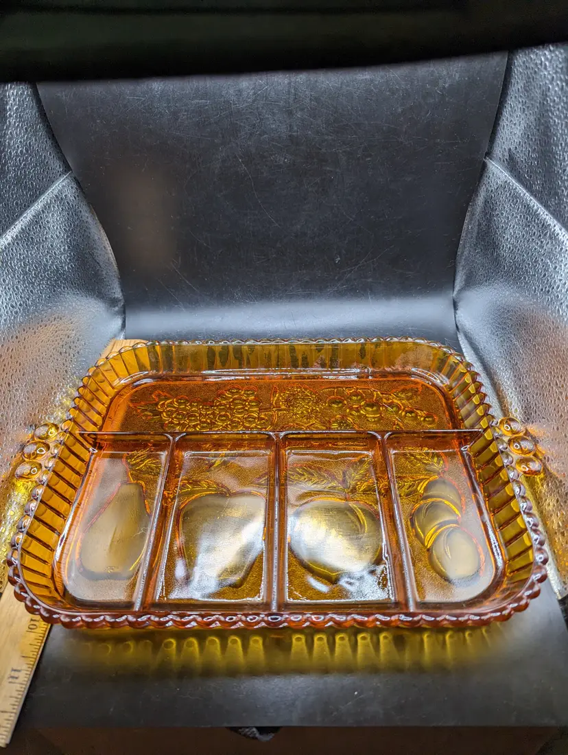 VINTAGE INDIANA AMBER FIVE SECTION RELISH SERVING DISH FRUIT DESIGN RUFFLE EDGE