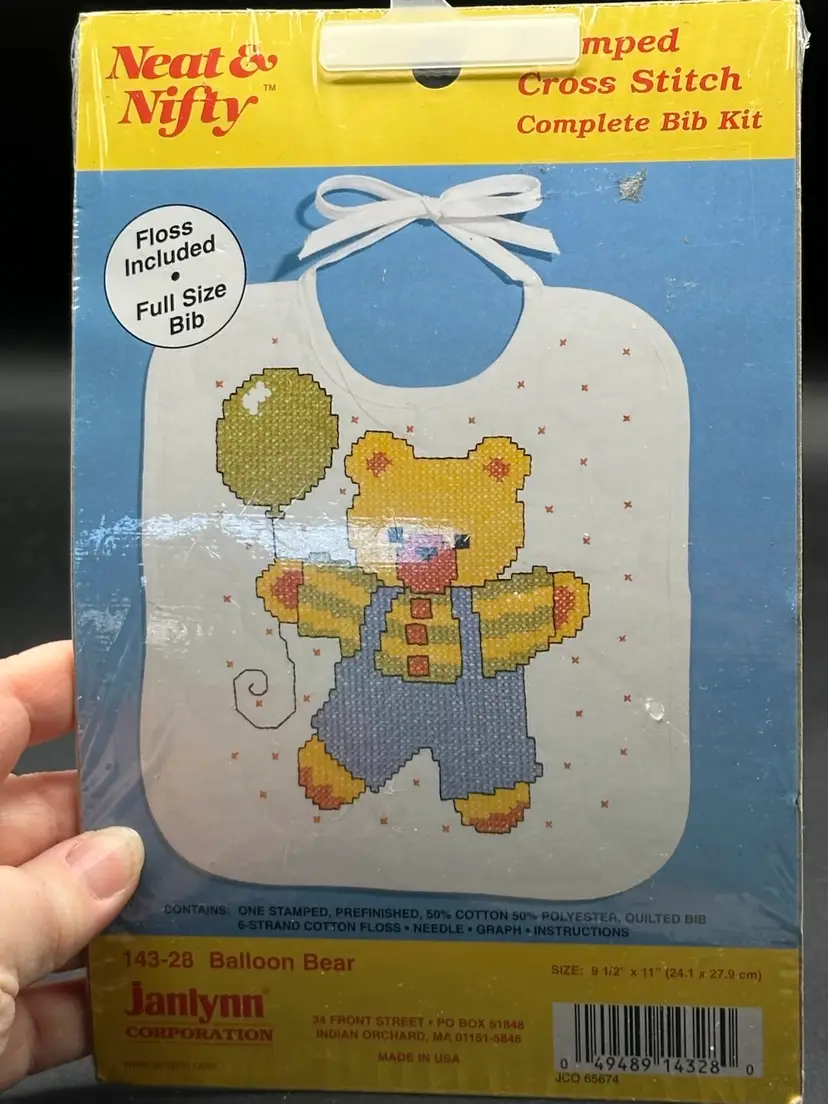 Janlynn Cross Stitch Kit Bib Balloon Bear 14328 Stamped Neat Nifty NEW