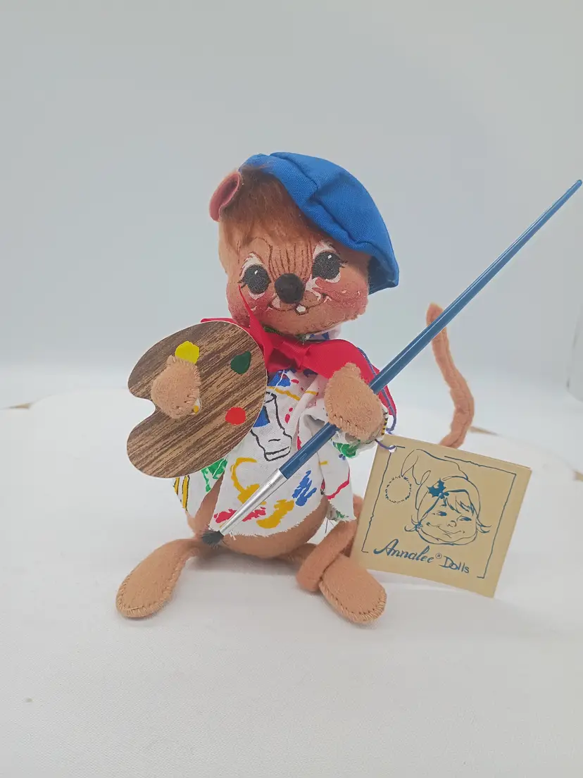 Vintage Annalee 1990 Artist Mouse Mobilitee Doll 6"#200690 with Tags New Old Stock