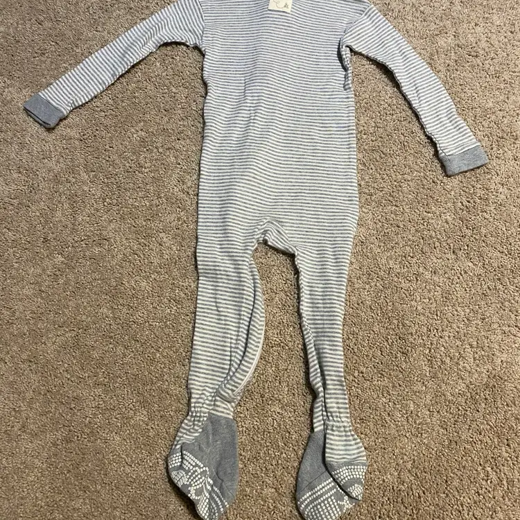 Burt's Bees Baby Boy Size 18 Months Gray Striped Footed Zip-Up Sleeper