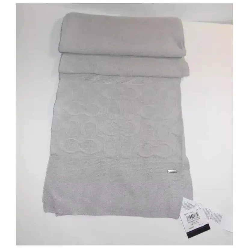 NWT Coach F32711 Embossed Signature Knit Wool Scarf 70x10" Ice/Gray, MSRP: $125