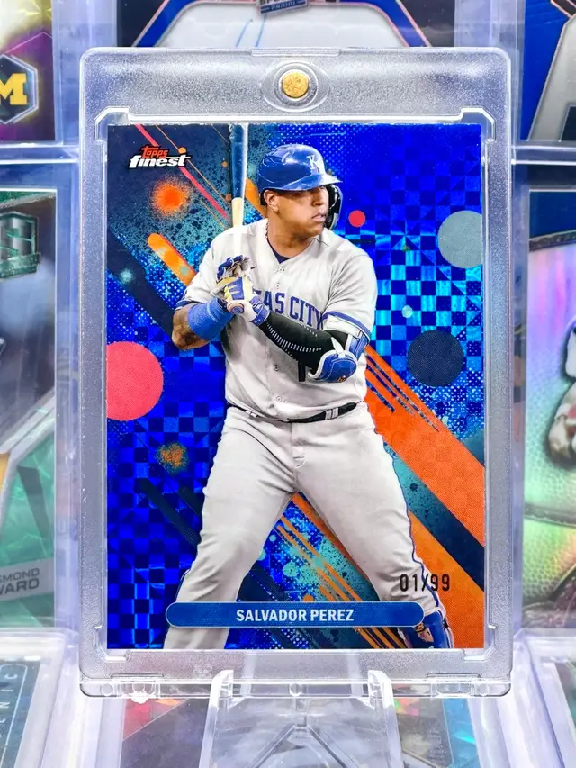 Salvador Perez 2025 Topps Finest 1/99 FIRST PRINT Blue Refractor XFractor Kansas City Royals