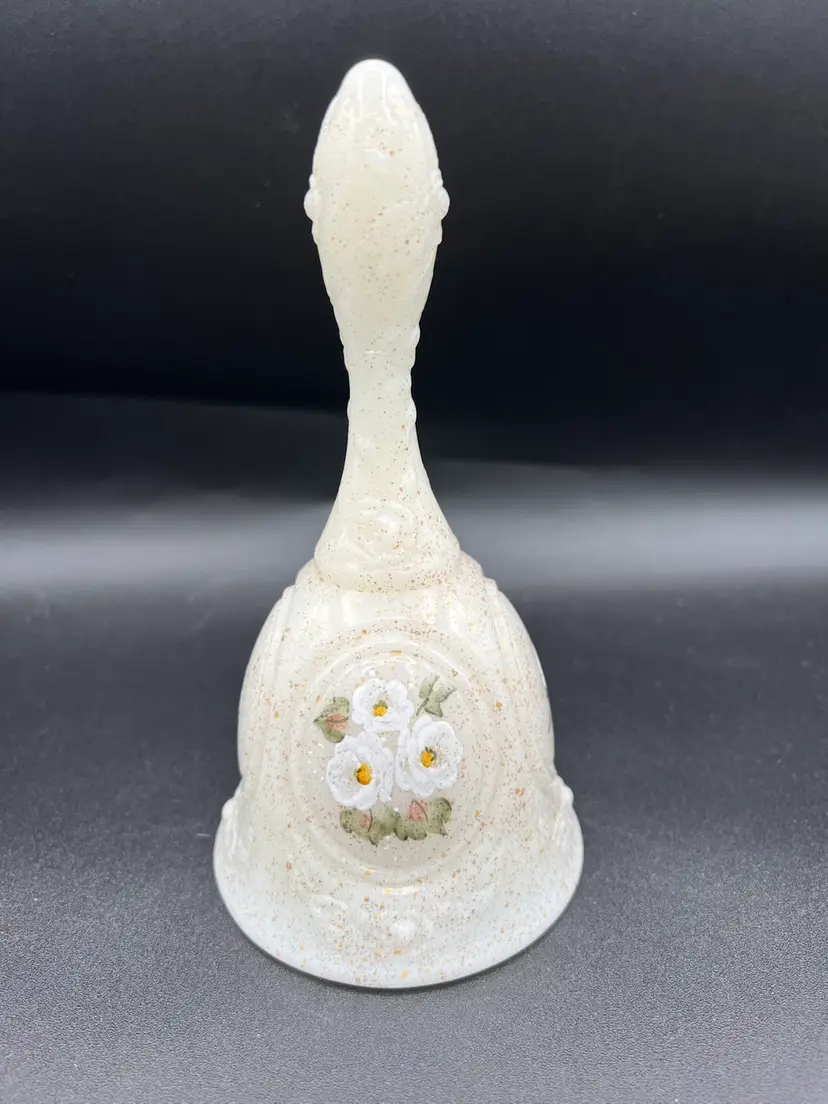 Fenton OVC Presidents Club White Flowers Bell