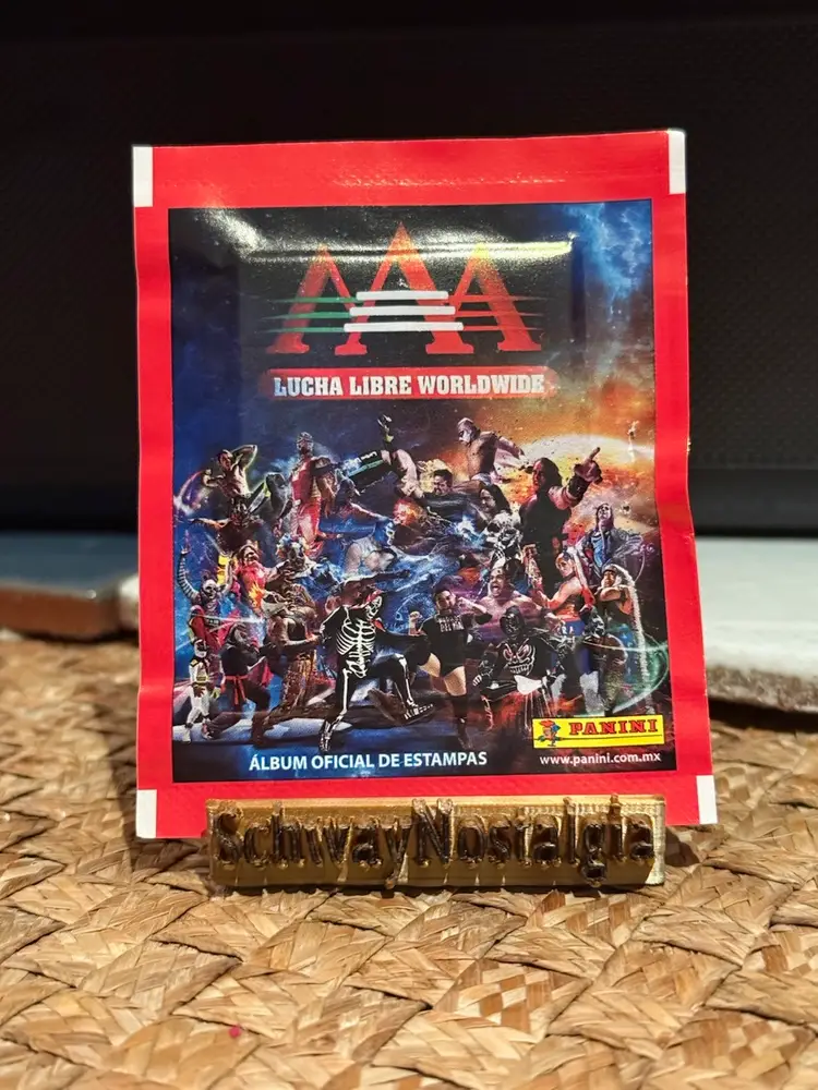 AAA STICKER PANINI STICKER PACK - LOOK FOR PENTA, REY MYSTERIO & HIJO DEL VIKINGO (2019)