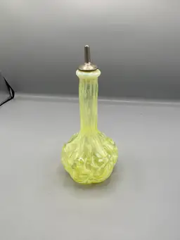 Vintage Fenton Vaseline Daisy & Fern Cruet