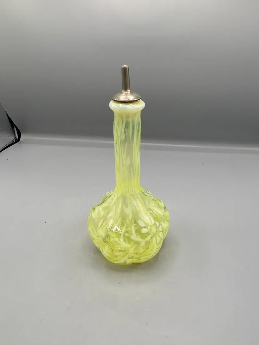 Vintage Fenton Vaseline Daisy & Fern Cruet