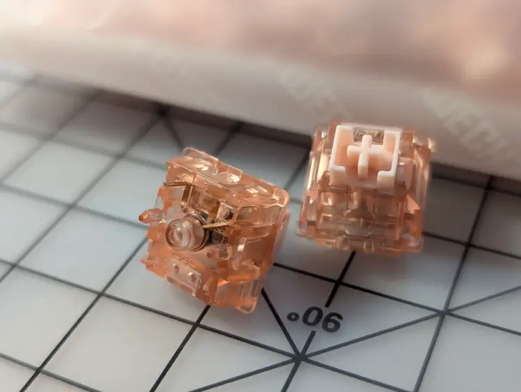 Gateron Ink v2 Pink 5-pin Linear Switches 50g Force ( Pack of x70 )