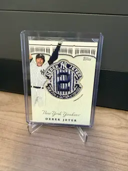 Derek Jeter 2020 Topps Update #JFP-DJ3 Final Season Comm Patch Yankees