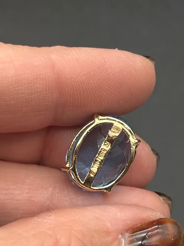 14K Gold Swiss Blue Topaz Oval Pendant – ½ Inch Brilliant Cut