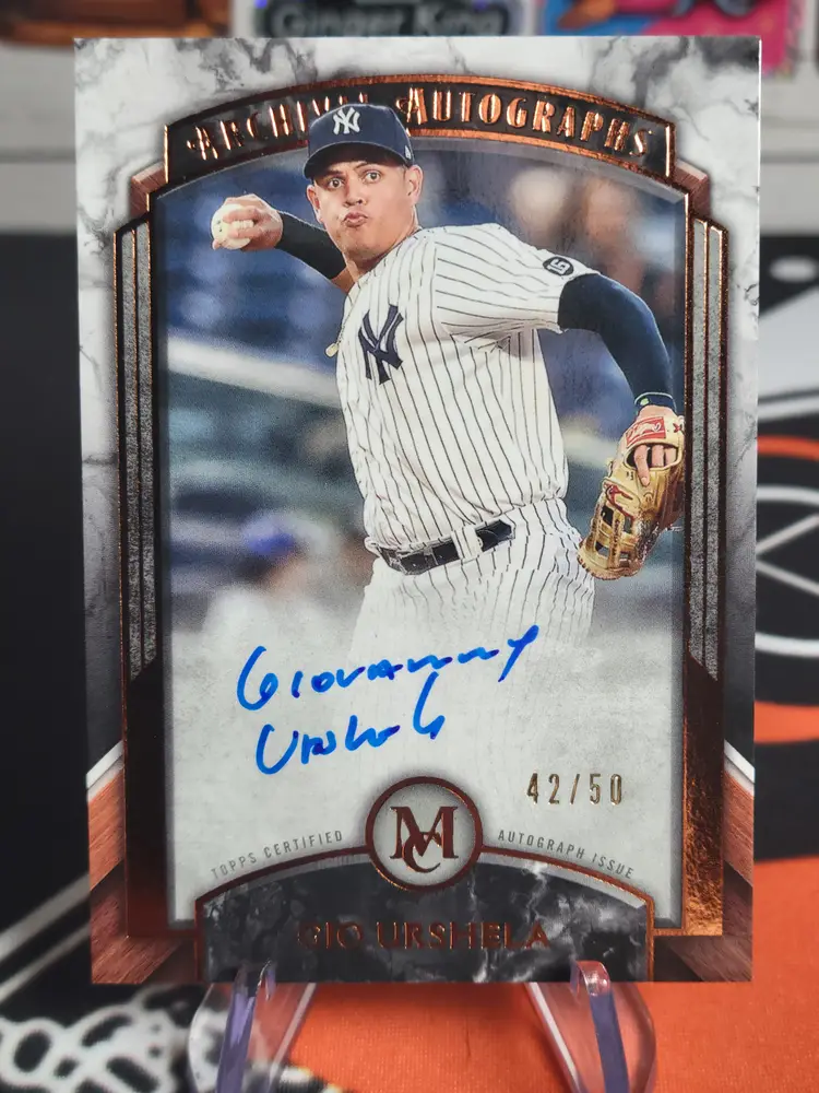 Gio Urshela 2022 Topps Museum Collection Archival Auto #AA-GU Auto Copper /50