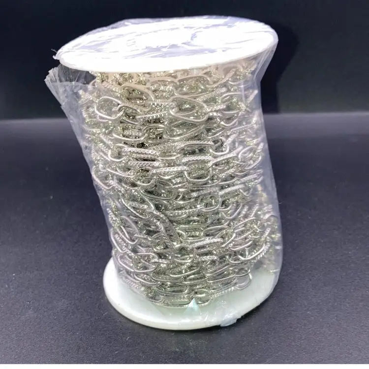 Silver Tone Link Chain! 13.3 Oz Including Spool.  Unsure Of Length!