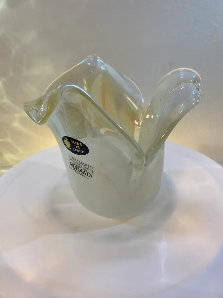 Murano Blown Art Glass Cream Swirl Tulip Vase Marked 5”Tx 5”W Ex Con