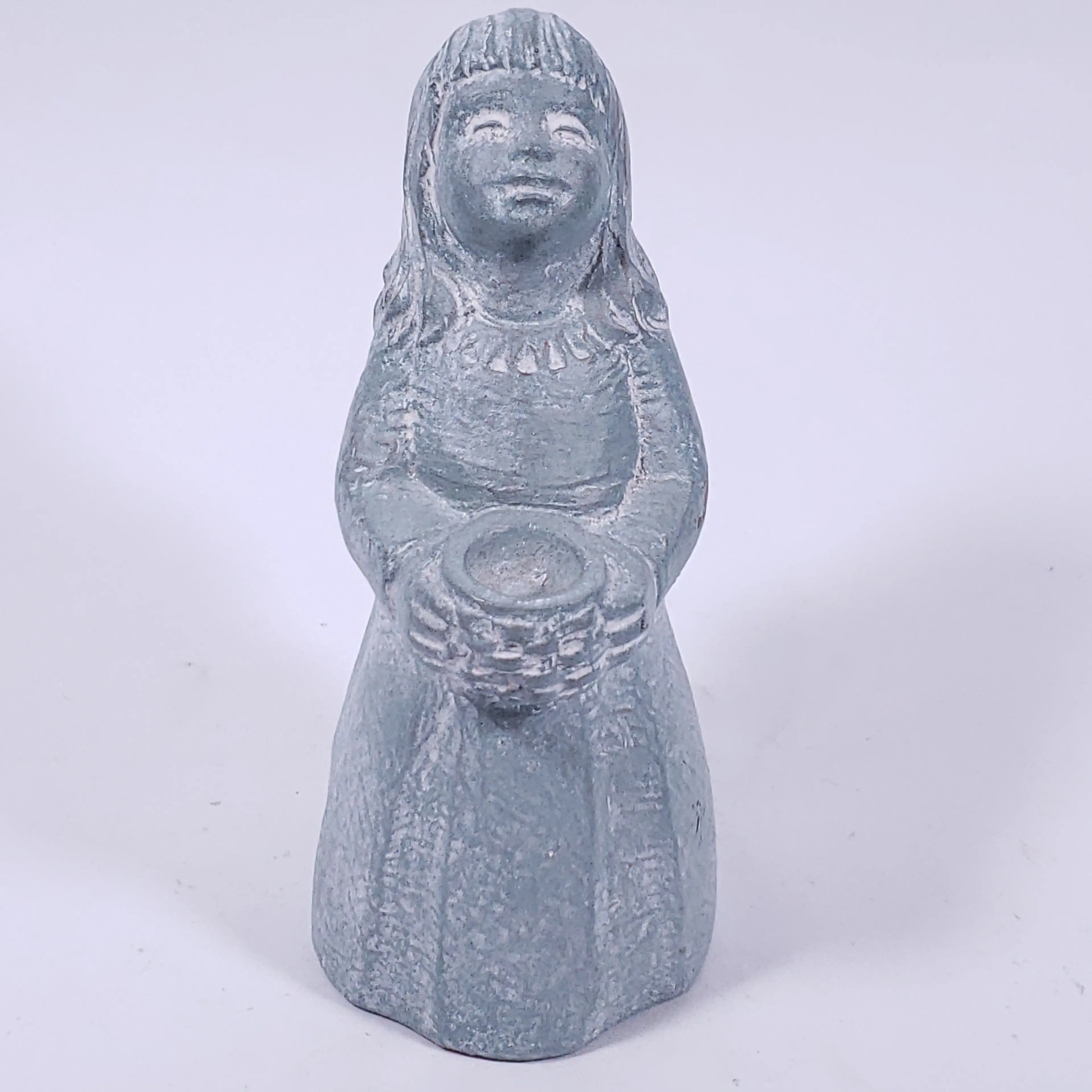 Image 3 of 24
