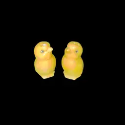 Precious German Chick Shakers