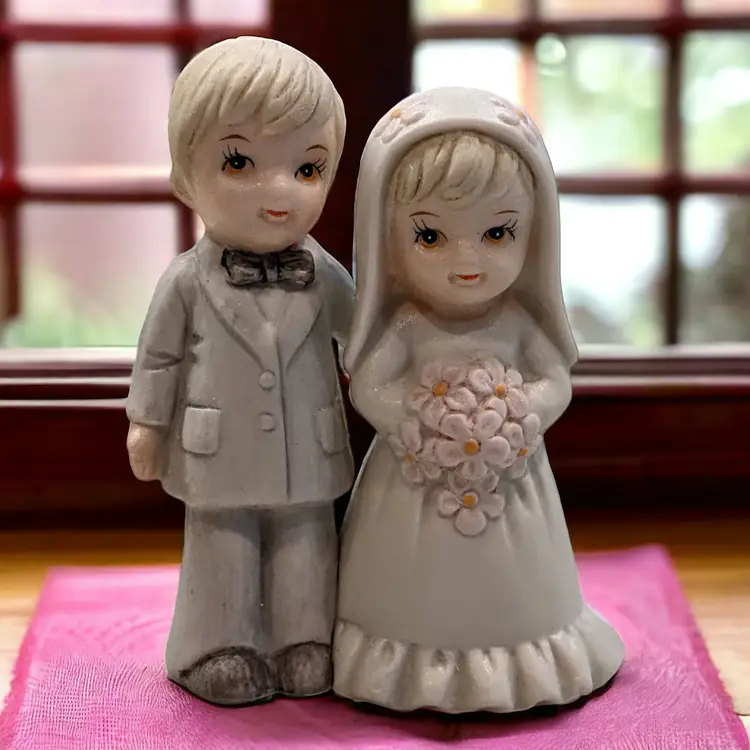 Vintage Lefton Porcelain Bride Groom Wedding Figurine Cake Topper 06299 1983