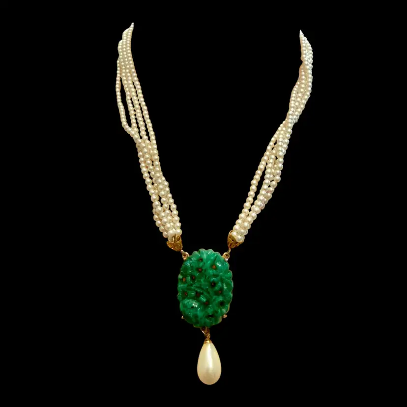 Vintage  Marvella Multi-Strand Faux  Pearl & Carved Faux Peking Glass Pearl Drop Dangle 2” Necklace 16”