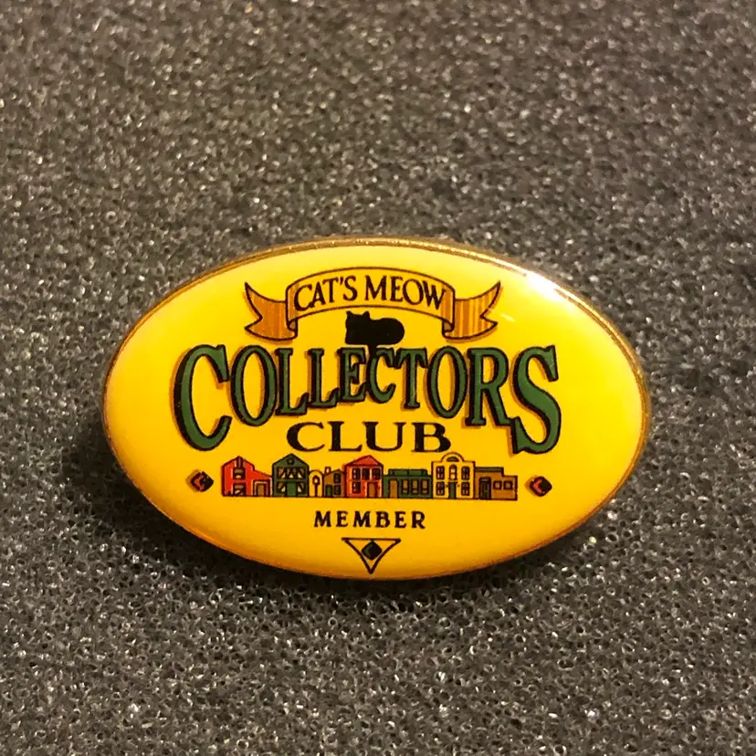 Vintage Cat’s Meow Collector’s Club Member Pin