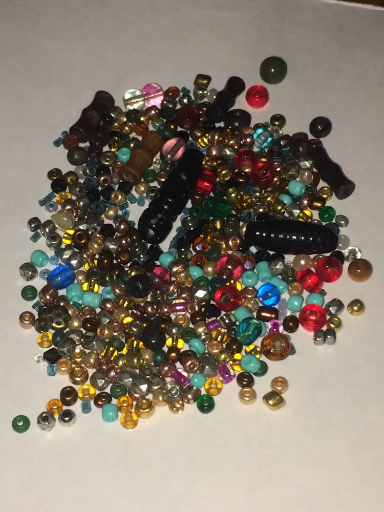 #01 Blend of beads 1.4 oz