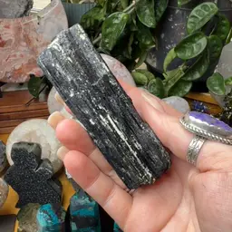 Black Tourmaline Raw 33a