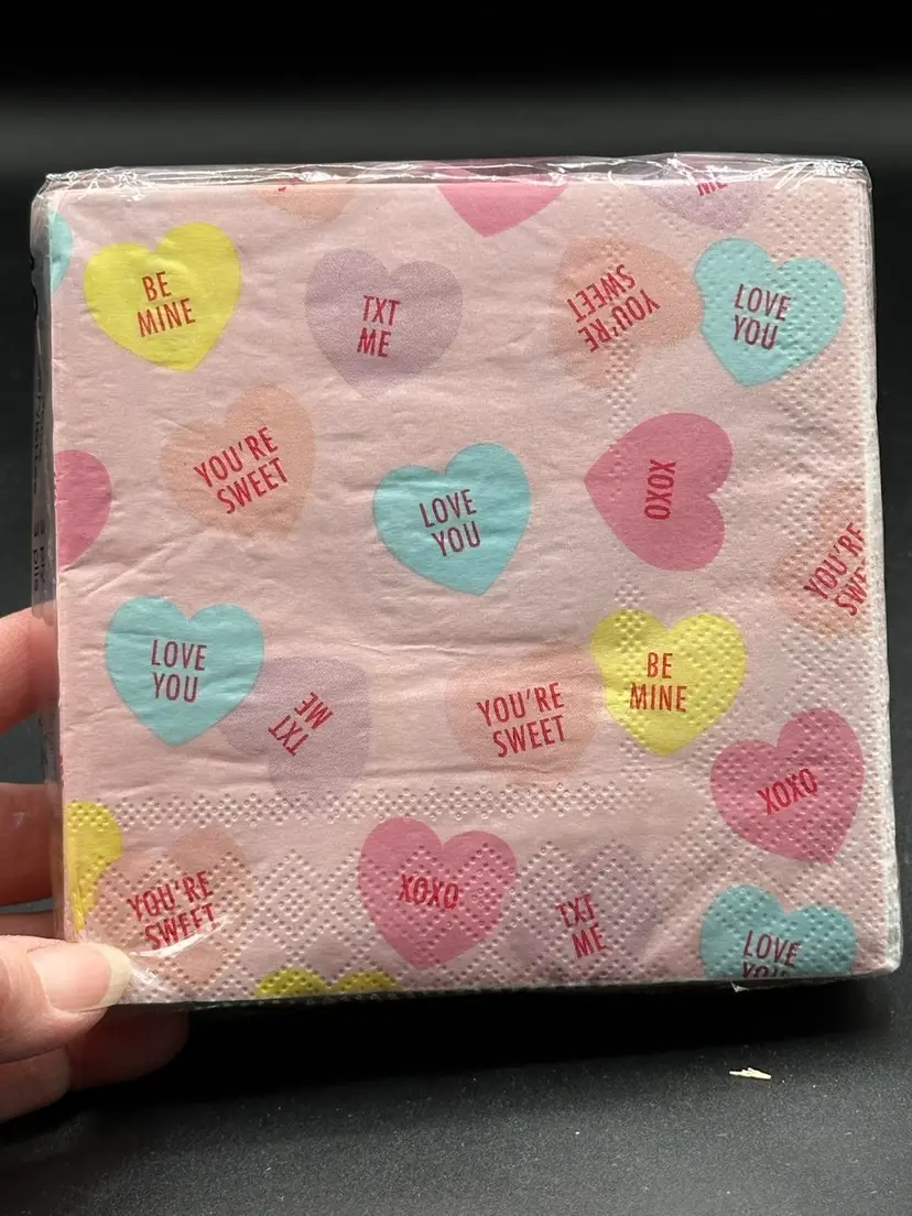 Paper Napkins Lady Jayne Ltd  Cocktail Napkins Candy Hearts 40 Count 3-Ply  NEW