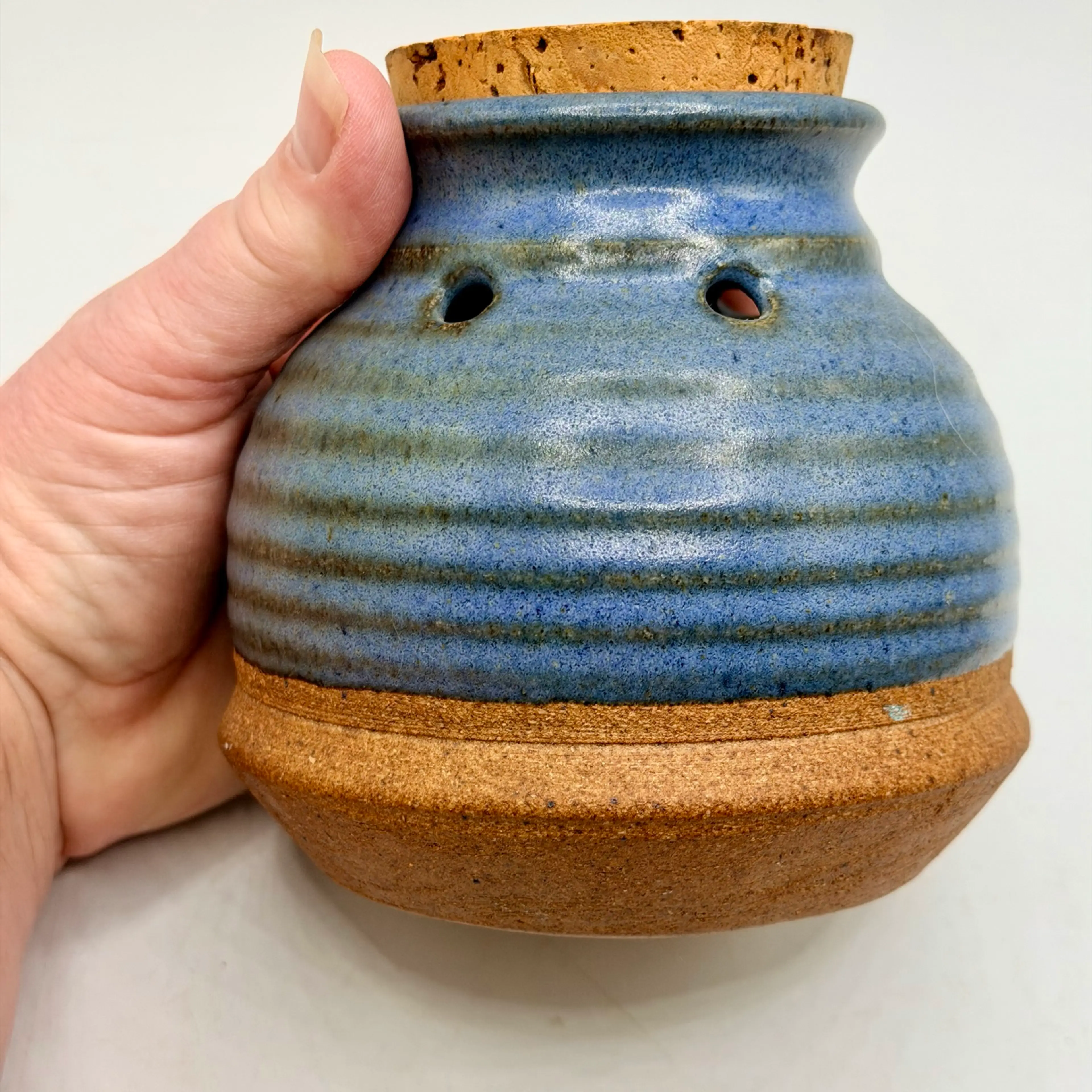 Image 2 of 10