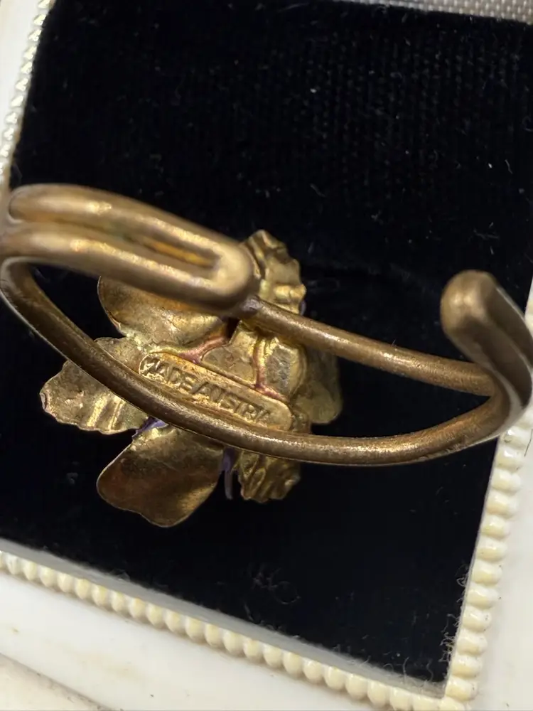 vintage Austrian purple enamel violet flower ring Size 6