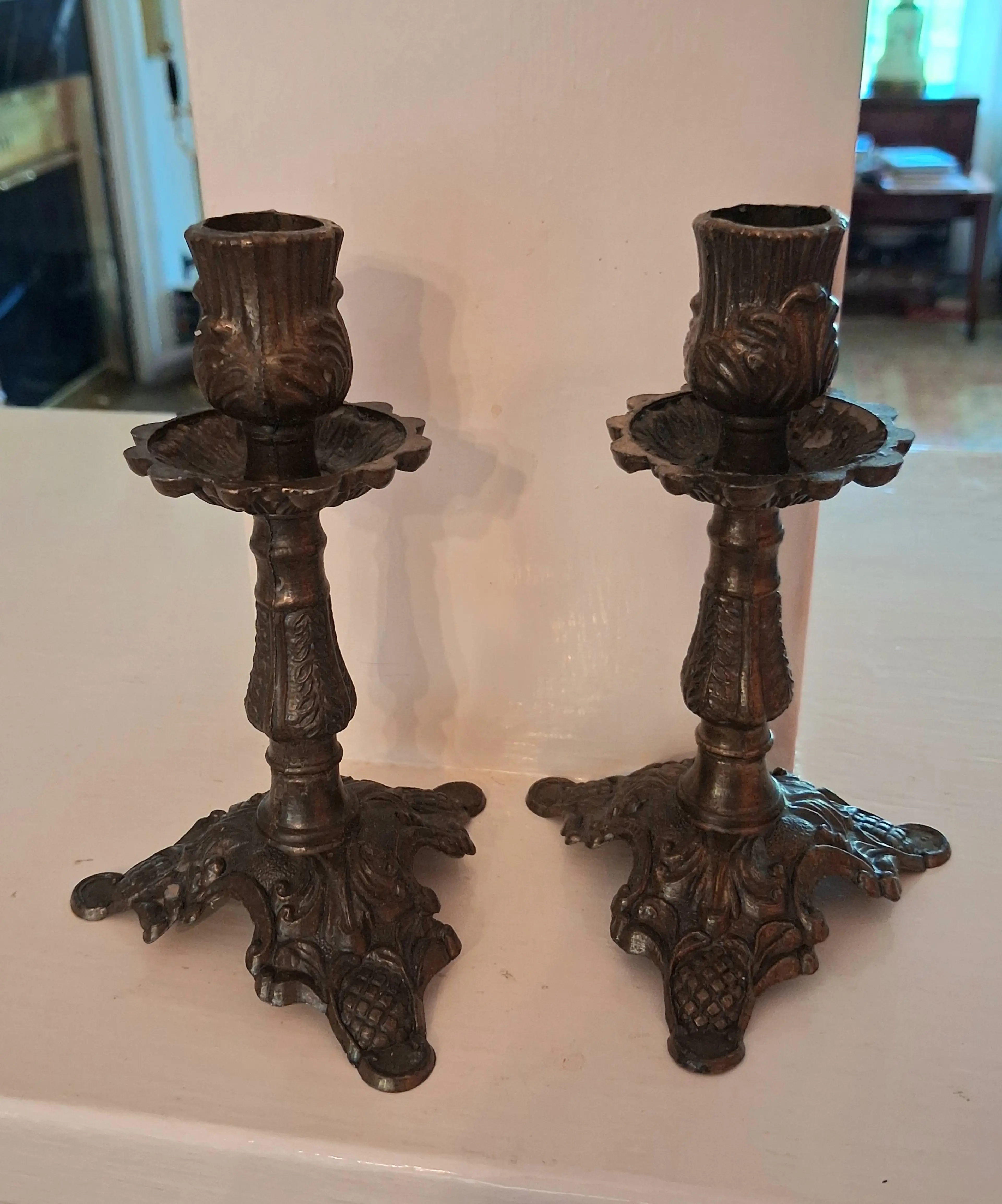 Image 1 of 6