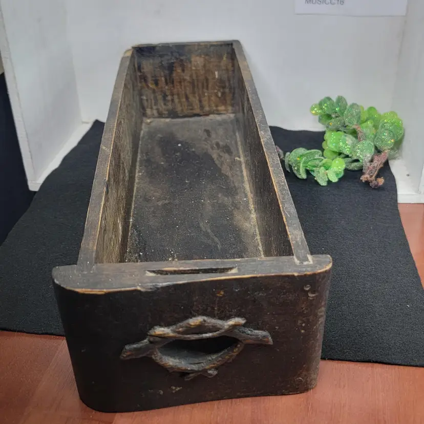 #01 Rustic Wooden Drawer Sewing Machine Box