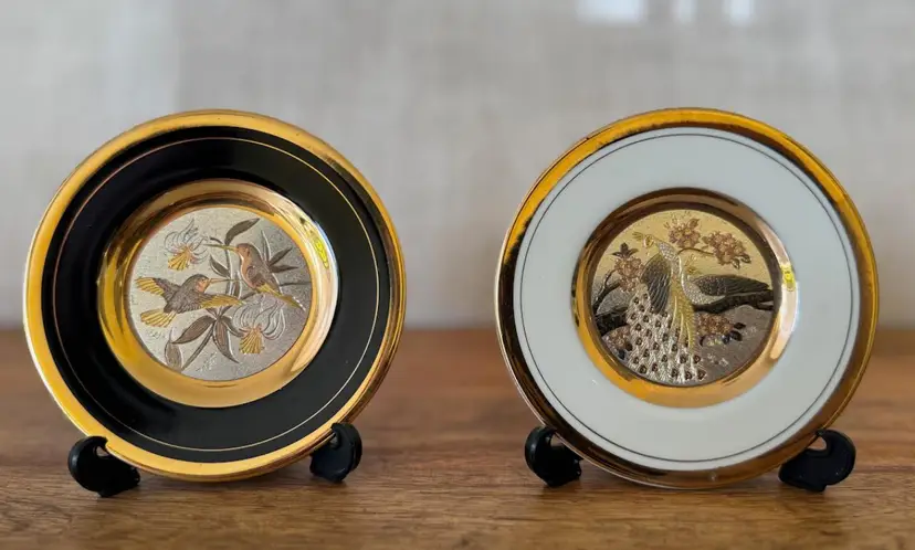 2 Vintage Chokin 24 KT Gold Edged Plate 4" Peacock and Hummingbird Emblem