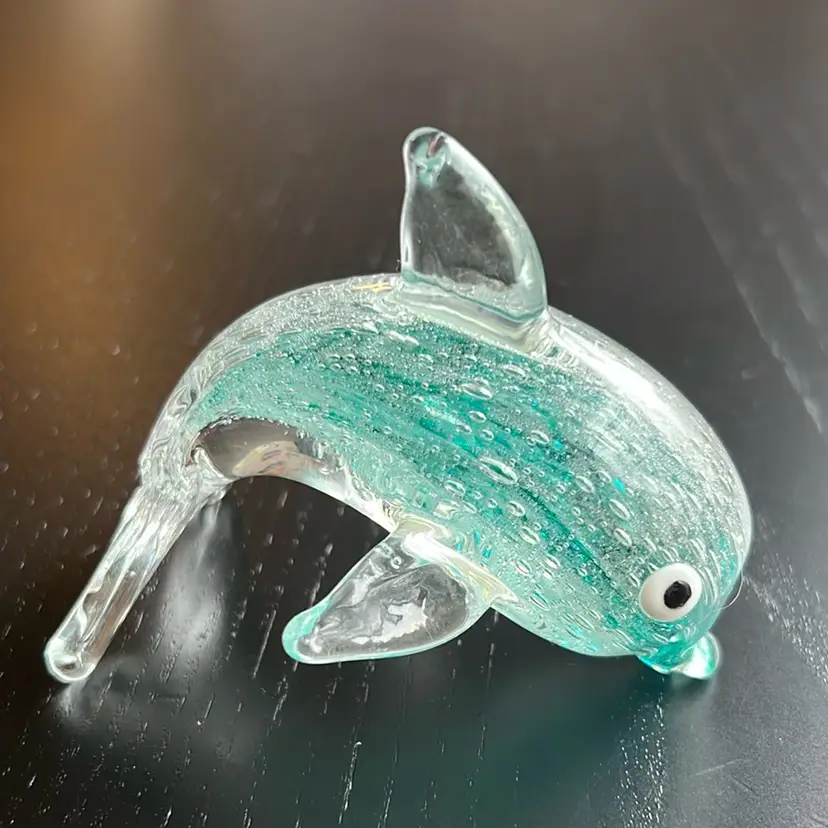 Dynasty Glass Dolphin Figurine Paperweight Blue Fused Eyes Bubbles Ocean Sea Coastal 3.25 x 3”