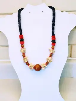 BOHEMIAN TRIBAL VINTAGE WOOD MULTI SHAPED BEADED NECKLACE