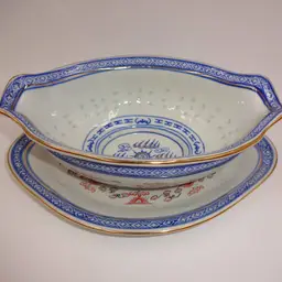 Vintage Jingdezhen Porcelain Gravy Boat with Attached Underplate Rice Grain Eye White Blue Red 10"