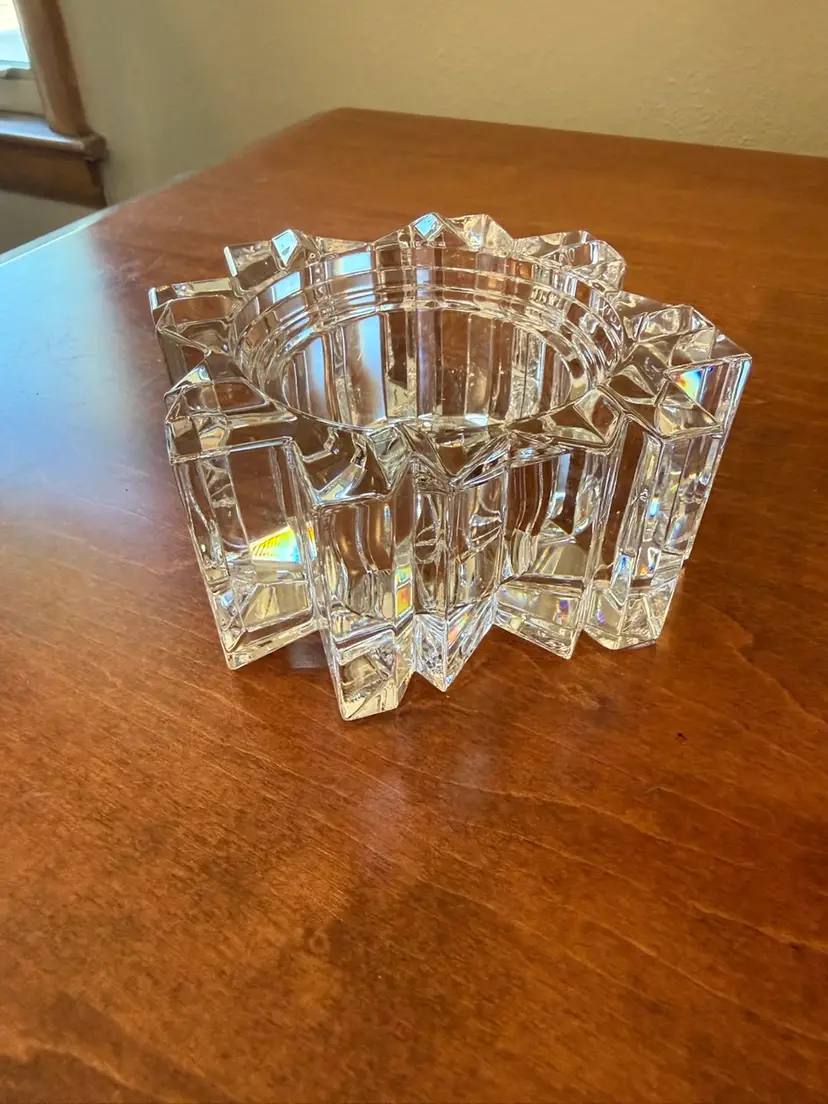 ☀️5-1/2” W x 2-1/2” H Mikasa Crystal Votive Holder