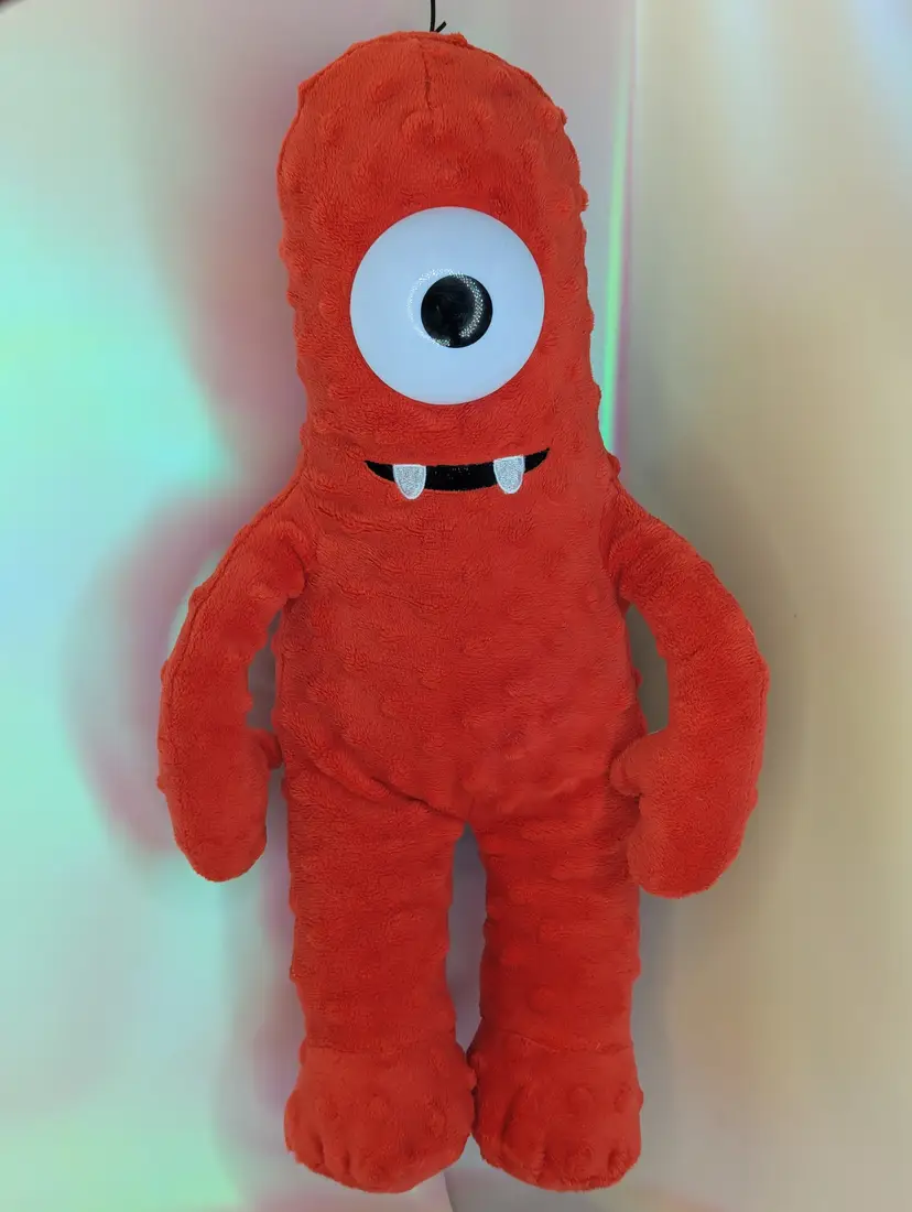 Share Yo Gabba Gabba Muno 17" Red Plush Zippered Backpack Nickelodeon Journeys Kidz