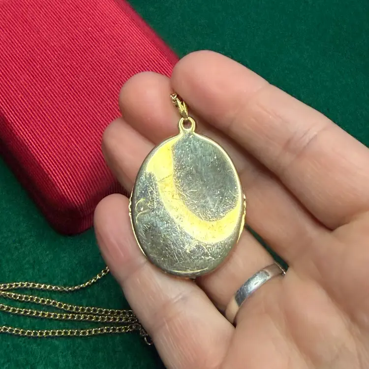 Satin Glass Cameo Framed in Gold Tone Pendant Necklace