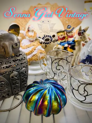 💕Shelves full of Vintage Love 💕