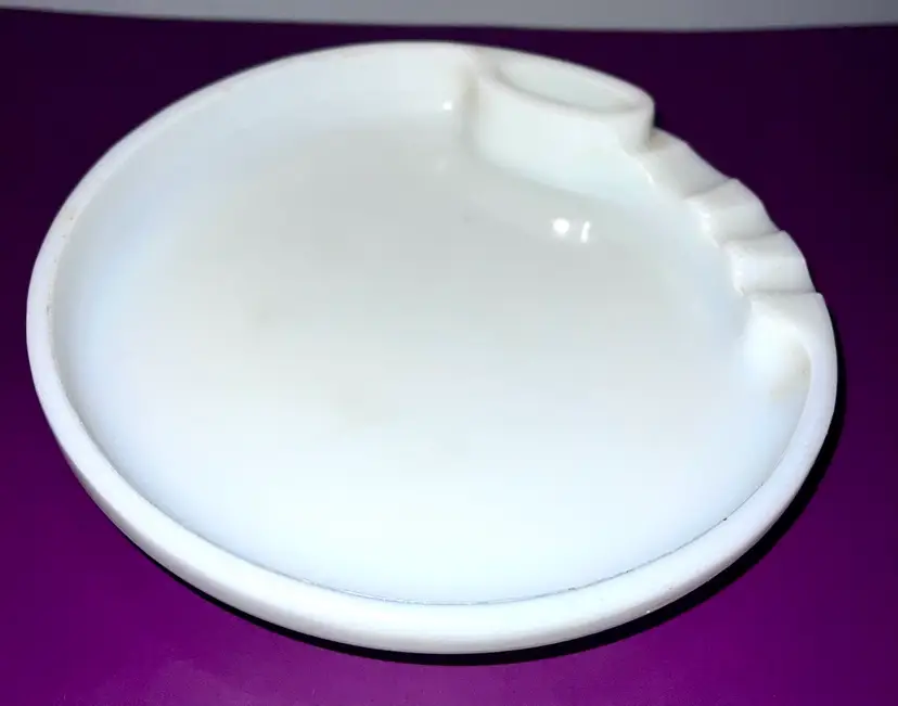 Vintage Heavy Milk Glass MCM Ashtray Cigar Cigarette W Matches Or Lighter Slot