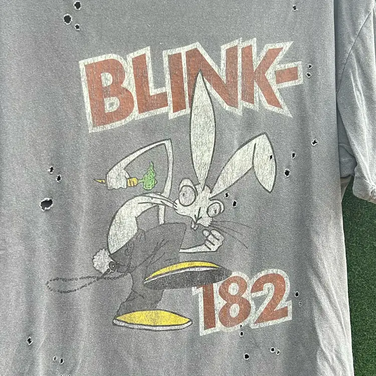 Blink. 182 Gray T-Shirt. Size Medium Large.