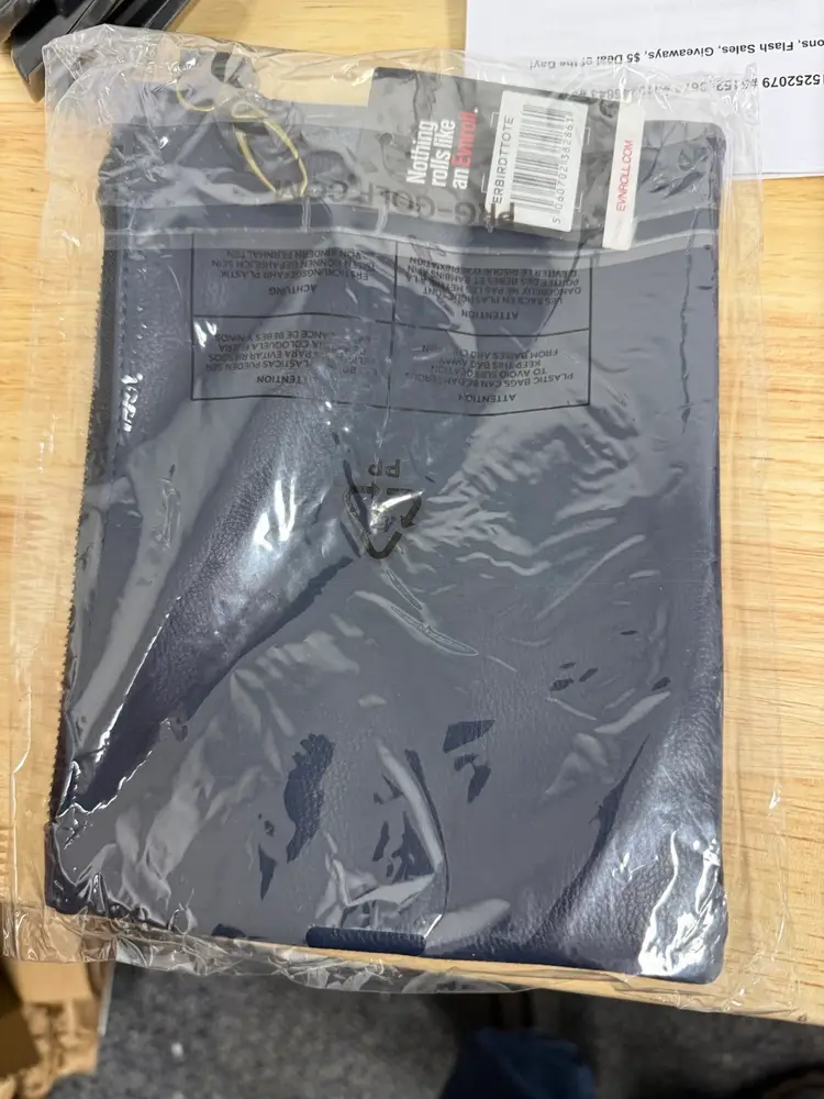 Even Roll Birdie Town Valuables Cash Bag