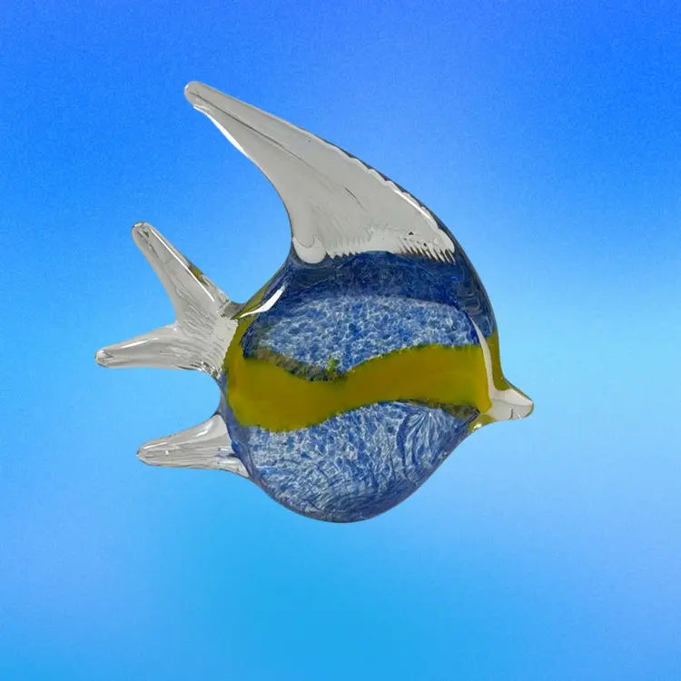 024. Angel Fish Glass Paperweight  6” x 6.5”
